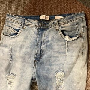 Women’s Juniors Jeans 15